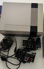 Console Nintendo Entertainment System (NES) +2controller  Vintage Anni 80:90