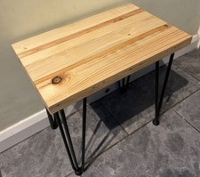 Tavolino piccolo rustico alto