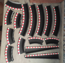 slot car scalextric 15 pezzi cordoli e guardrail neri