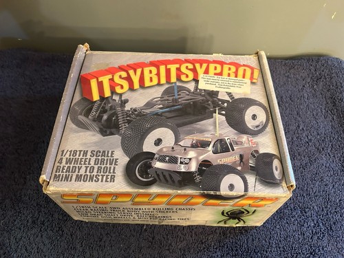Kyosho 1 18 itsy - as,