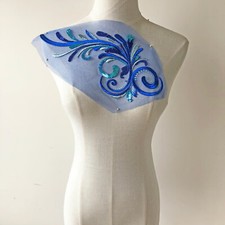 Applicazione Ricamata Con