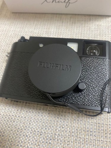 Fotocamera digitale compatta