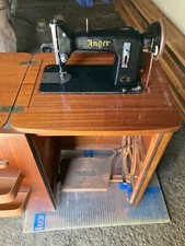 Macchina da cucire Singer modello Anger anni 60
