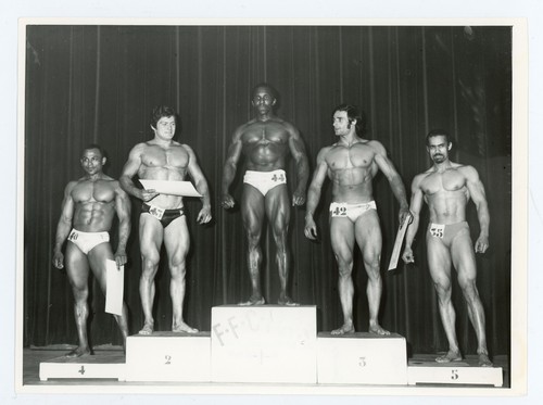 Foto bodybuilder maschile - , 1971