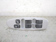 20327 Pulsantiera alzavetro ant sx Nissan Almera Tino dal 1998 al 2006