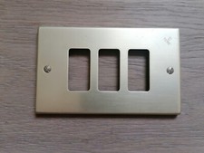 Placca Bticino Magic Alluminio Originale 3 Fori Con Viti Per Supporto 503/3