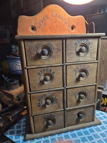 Cassettiera antica primitiva
