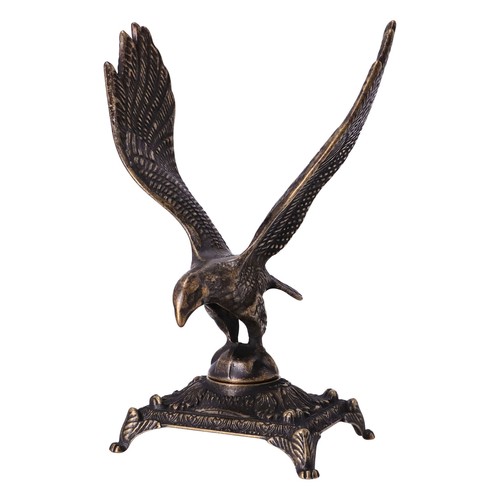 Statuina aquila con base in - con,