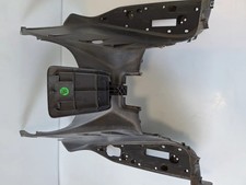Pavimento appoggiapiedi Yamaha X-Max 250 (E3) (10-14) X-Max 250 ABS