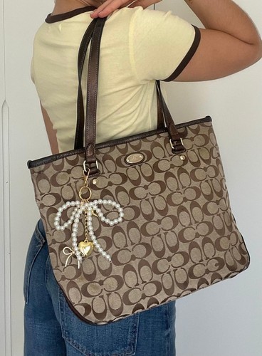 Authentic coach brown monogram - coach,