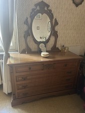 Cassettiera Camera Da Letto Con Specchio