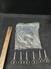 Lotto di 58 forbici di