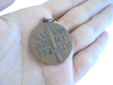 MEDAGLIA WWII Italian BRONZE MEDAL Repubblica Sociale Italiana Italy 1945