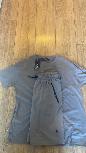 Set estivo grande grigio