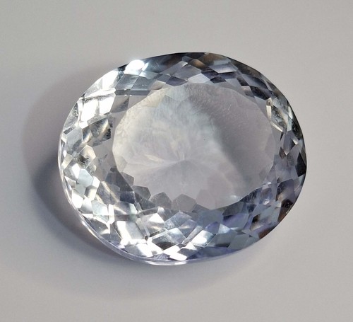 Tanzanite azzurra taglio ovale - tanzanite,