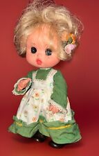 Vintage poupée FIBA style