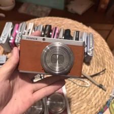 Fujifilm XF1 12MP Retro