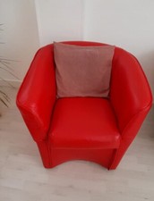 2 poltrone in ecopelle. Colore rosso. 