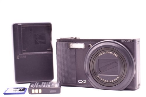 Fotocamera digitale compatta
