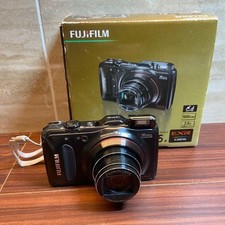 FUJIFILM FinePix F550 EXR