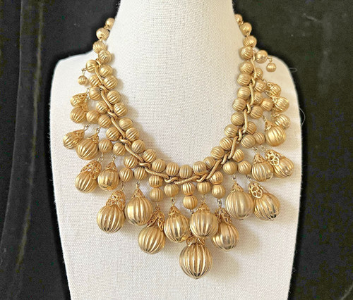 Collana bavaglino