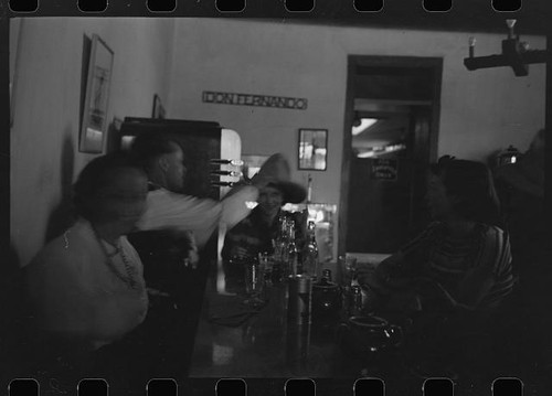 Foto insegna cantina bar - foto:,