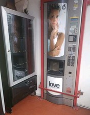 Distributore Aut. Caffè lei 400 + freddo snack vista + rendiresto