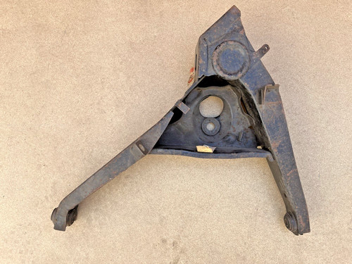 Braccio oscillante asse