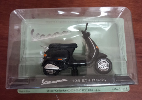 B5733 vespa collection - b5733,