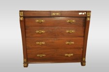 Comò inglese di metà 1800