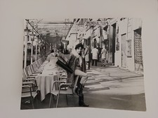 Attrice cinese Elizabeth Wu a Roma Dolce Vita via Veneto 1965 stampa originale