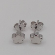 ORECCHINI MODELLO FIORE, IN