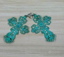 Orecchini in pizzo ricamati