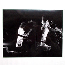 Queen 1970s  Live On Stage 8"