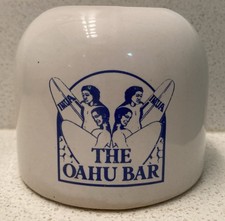 Vintage Modern Hawaii Oahu Bar