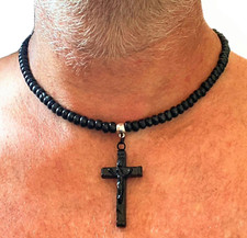 Collana con croce rosario nero