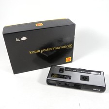 MACCHINA FOTOGRAFICA FOTOCAMERA TASCABILE VINTAGE KODAK POCKET INSTAMATIC 60