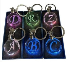 Portachiavi  led  con iniziale