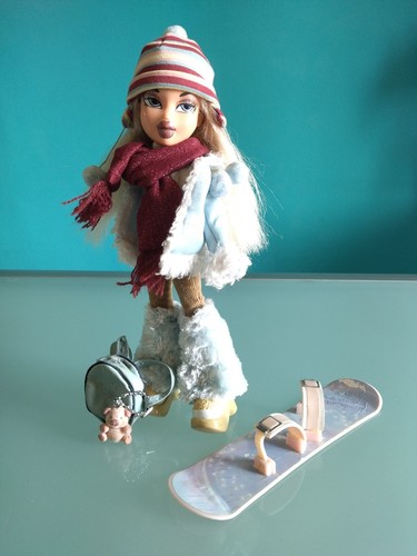 Bratz doll mga cloe - bratz, doll",