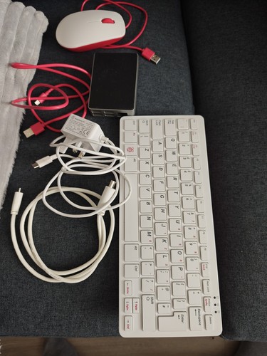 Raspberry model 4 gb - raspberry,