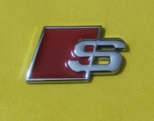 LOGO STEMMA EMBLEMA POSTERIORE PER AUDI S LINE A1 A2 A3 A4 A5 A6 A7 Q3 Q5 Q7