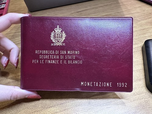 Confezione repubblica san - repubblica,