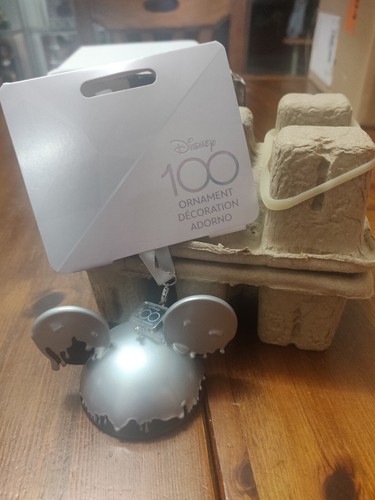 Decorazione cappello con