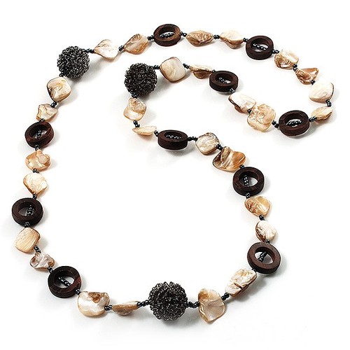 Collana lunga antica