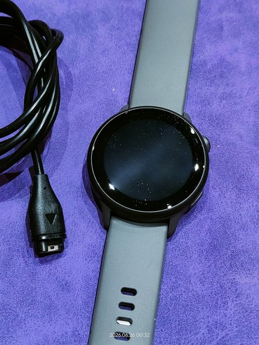 Garmin vívoactive - garmin,