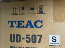 TEAC UD-507-S Preamplificatore