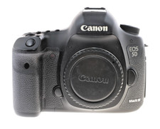 Canon EOS 5D Mark III Digital