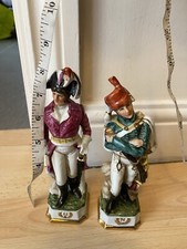 Coppia statuine porcellana