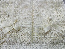 Tris centrini 3 pezzi Elegante Fiocchi agli angoli Panna Rosa Made in Italy