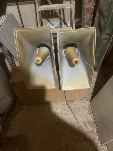 Coppia altoparlanti trombe - di,